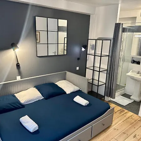 Sweet Le Chapelais Montmartre Apartment Paris
