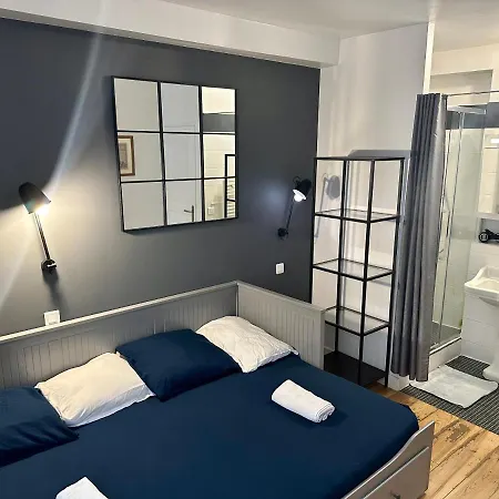 Sweet Le Chapelais Montmartre Apartment *